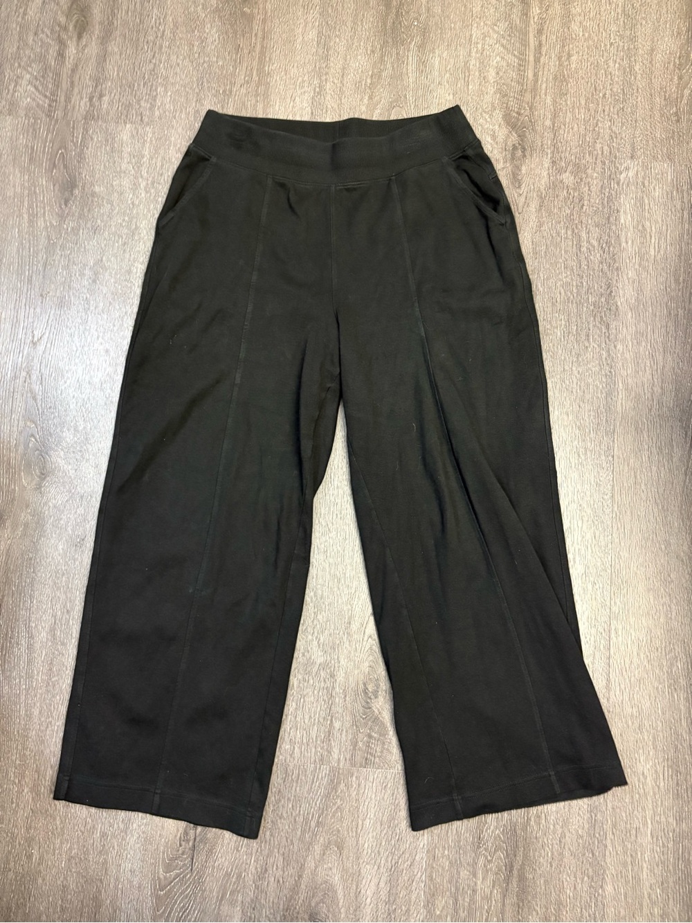 PACT Airplane Pintuck Wide Leg Pants Womens Large Black Cropped Organic Cotton
